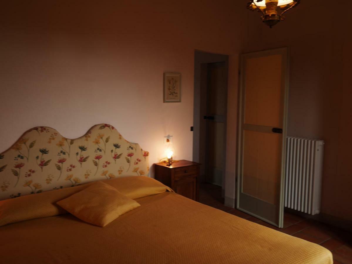 Agriturismo Podere Gianmaria Кастильончело Екстериор снимка